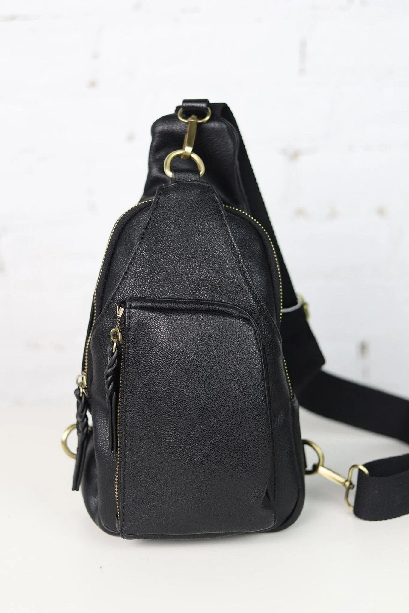 AD2773 Alba Sling Bag