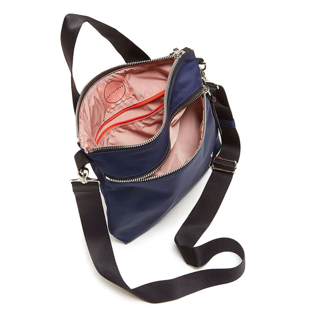 amuse - medium crossbody bag