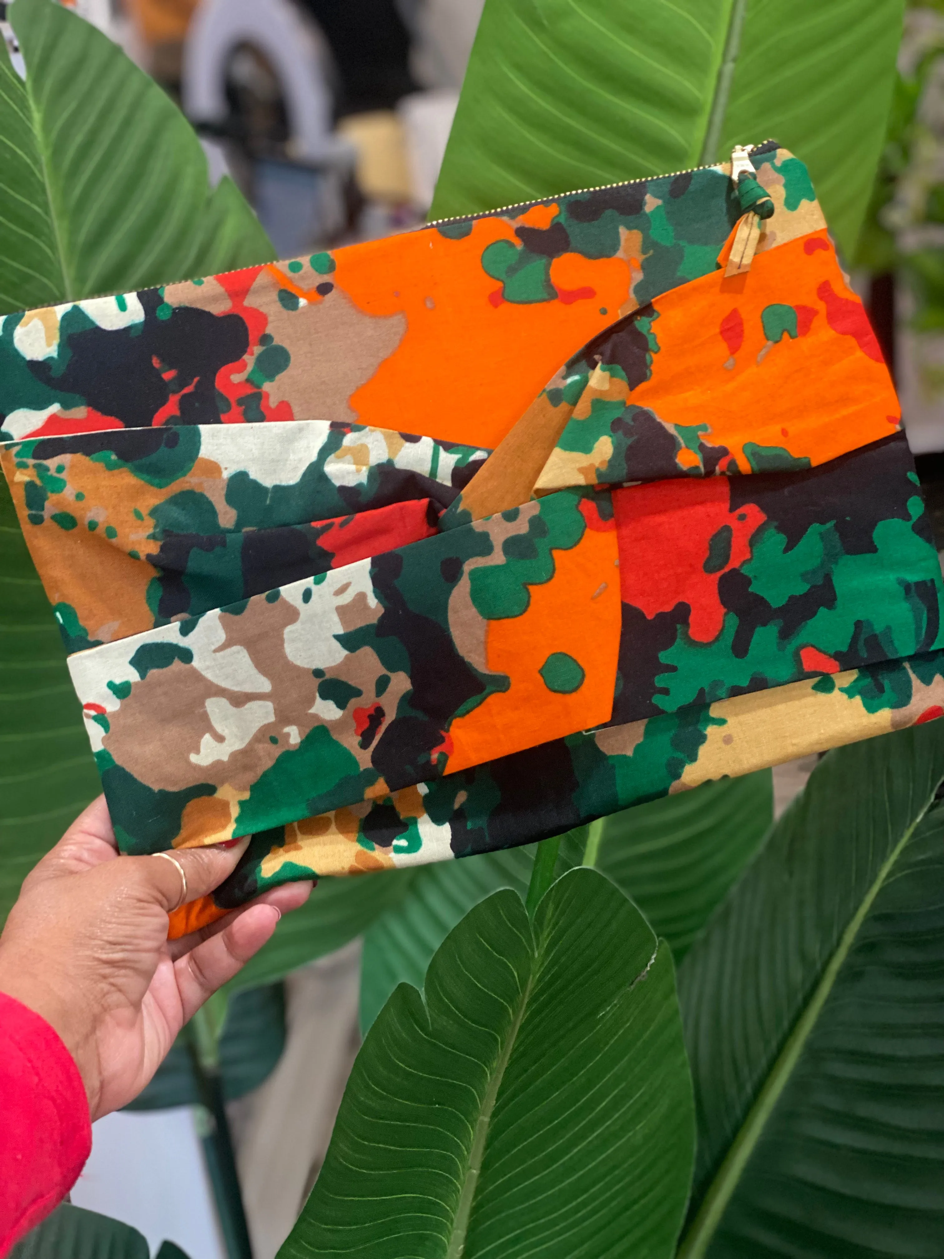 *Dakar Nomad* Camellia Clutch